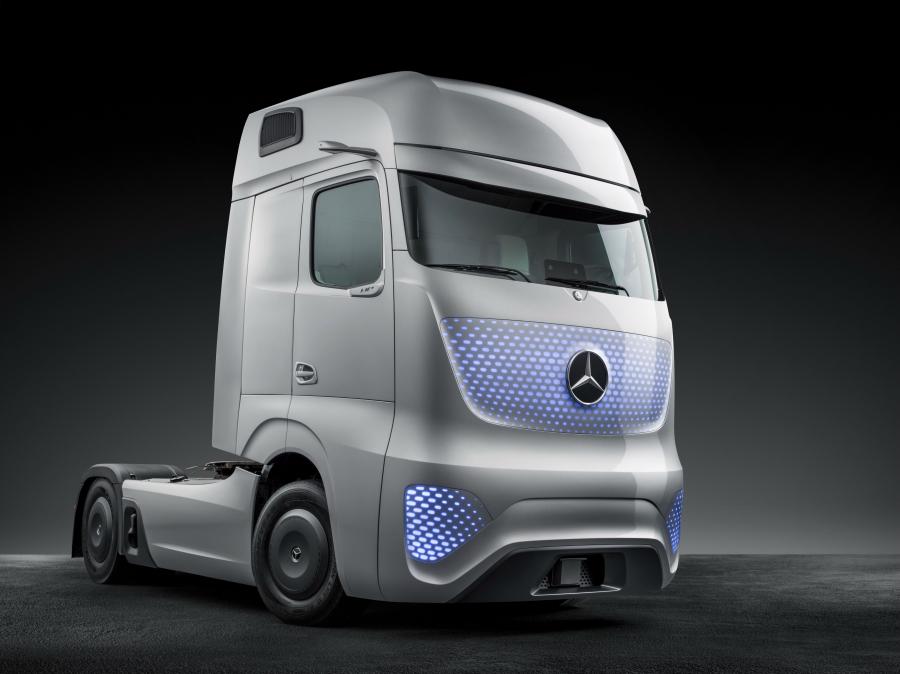  Mercedes-Benz Future Truck 2025 2014 года  (фото 20 из 28)